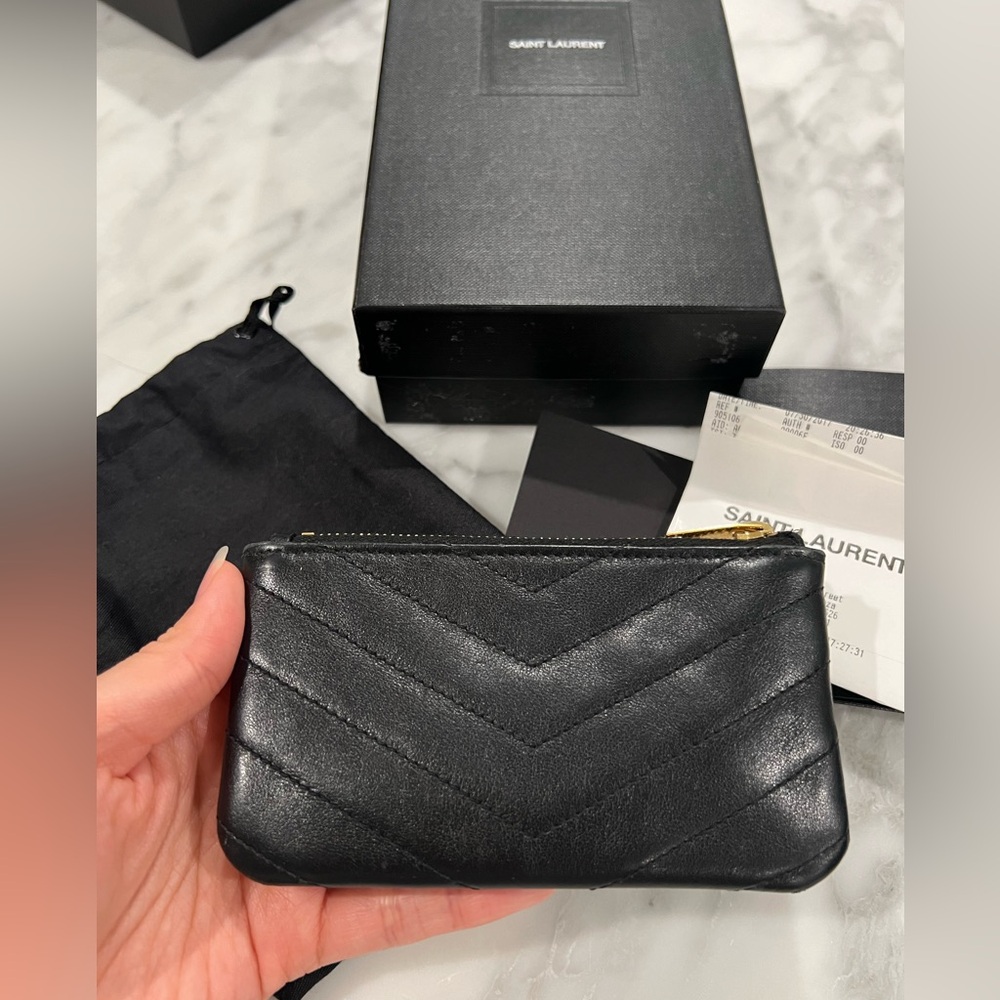 ***SOLD*** on marketplace - YSL CASSANDRE MATELASSÉ KEY POUCH IN SMOOTH LEATHER - Picture 3 of 11